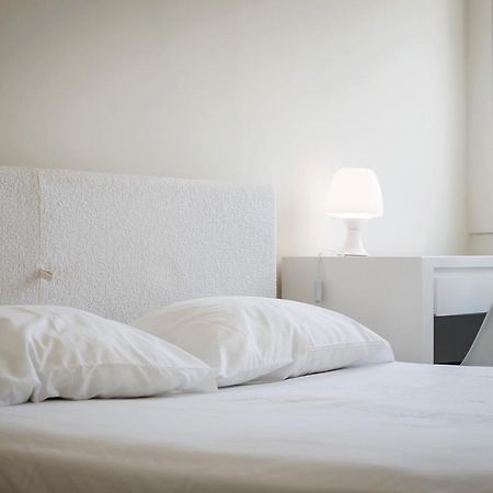 Amazing Apartment In Costa de Caparica Ngoại thất bức ảnh
