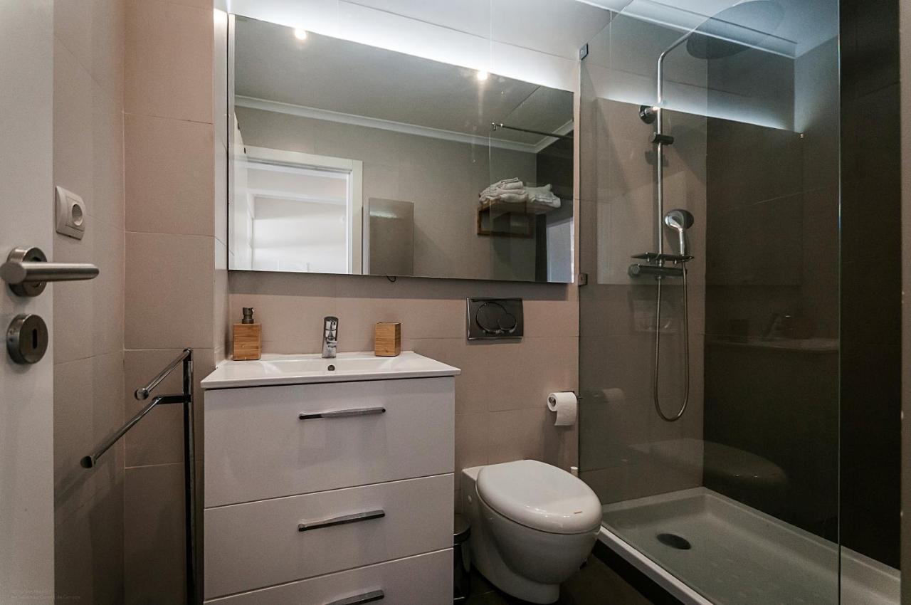 Amazing Apartment In Costa de Caparica Ngoại thất bức ảnh